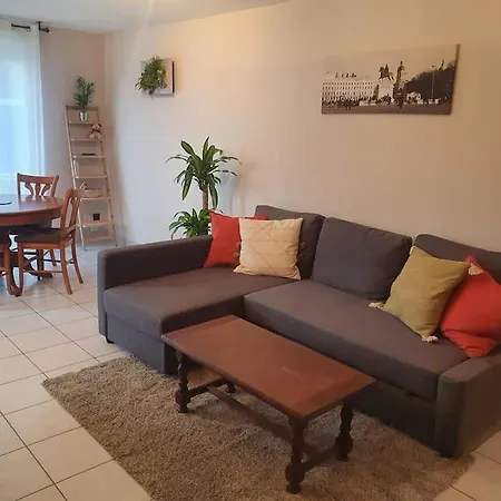 8 Grange Blanche Calme De 50 M² *